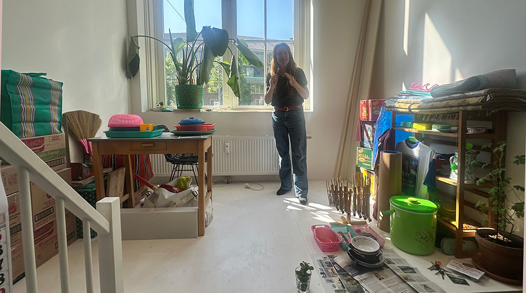 Een warung vol kunst en ontmoeting aan de Zeeburgerdijk